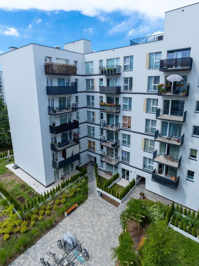 Bielany Apart Joanny Obok Metra Warsaw Exterior photo