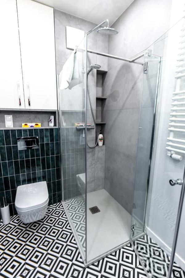 Bielany Apart Joanny Obok Metra Warsaw Exterior photo